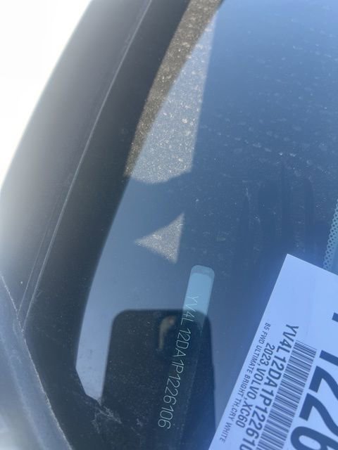 Used 2023 Volvo XC60 B5 Ultimate w/ Climate Package image 32