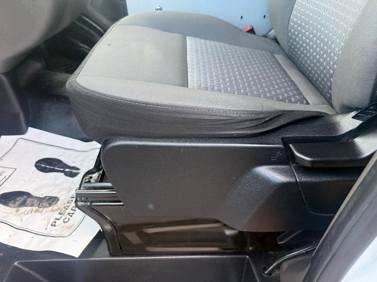 Used 2020 Ford Transit 250 Low Roof AWD image 15