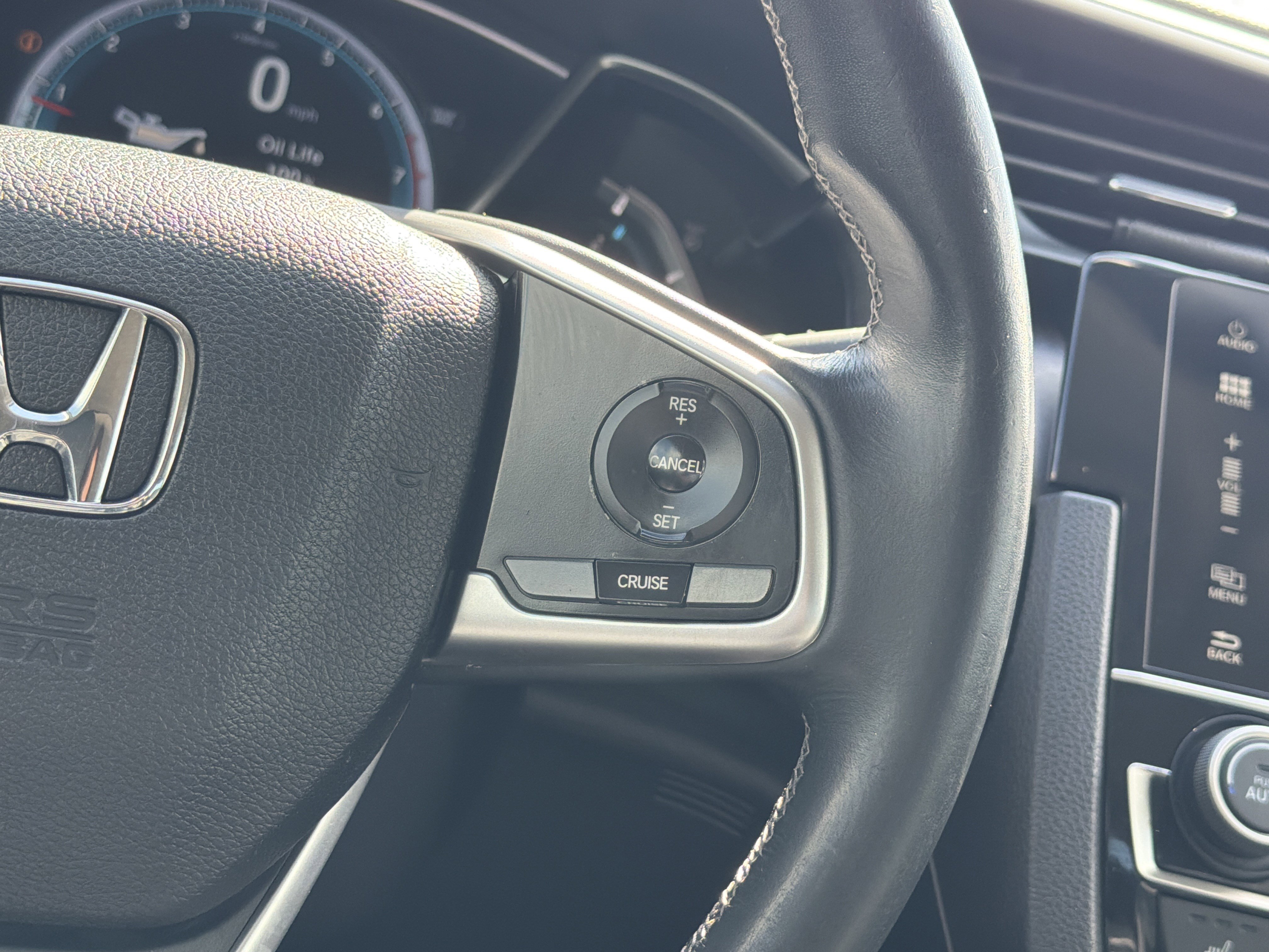 Used 2018 Honda Civic EX-L image 20