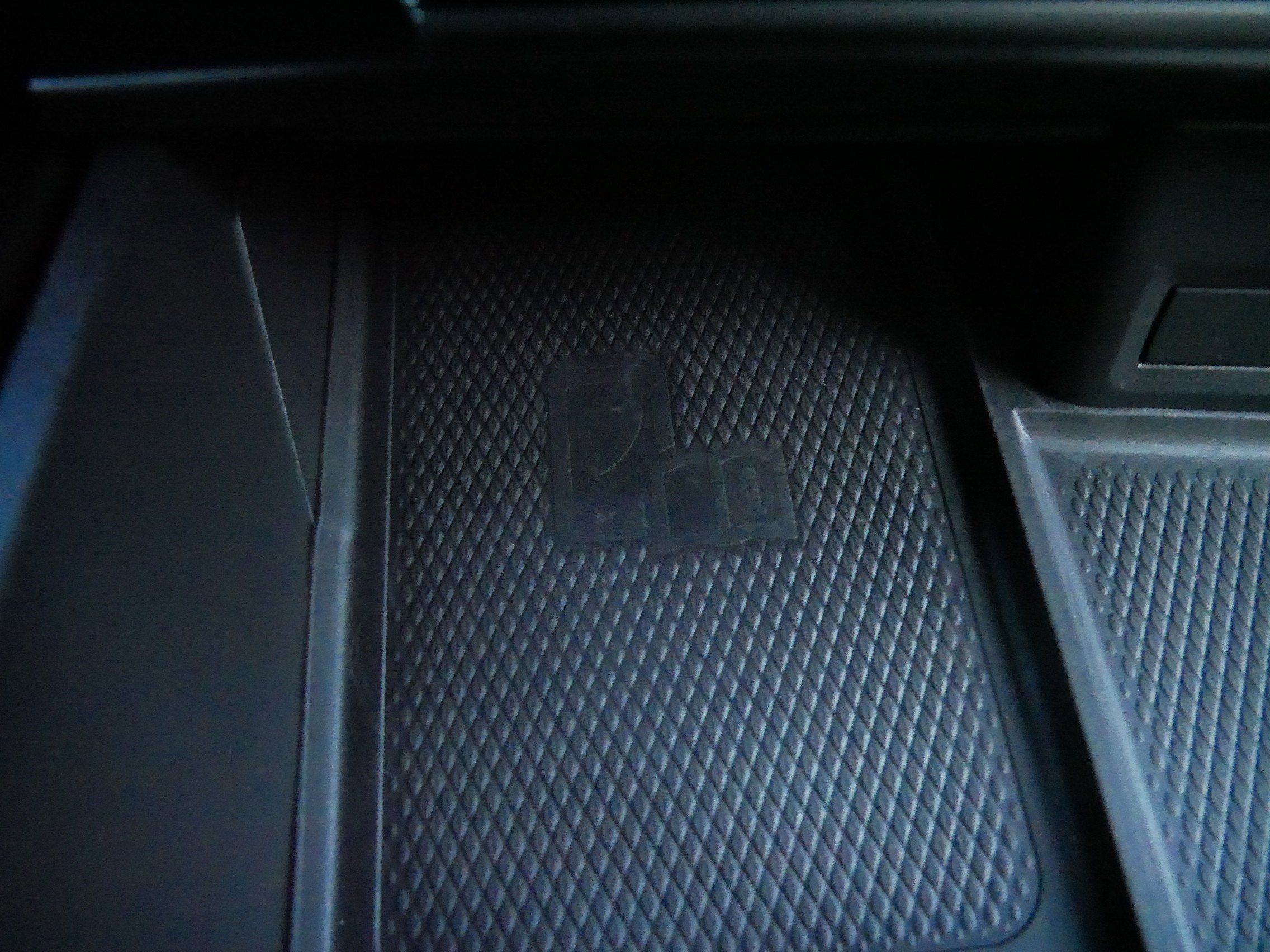 Certified 2024 Volkswagen Atlas Cross Sport SE image 28