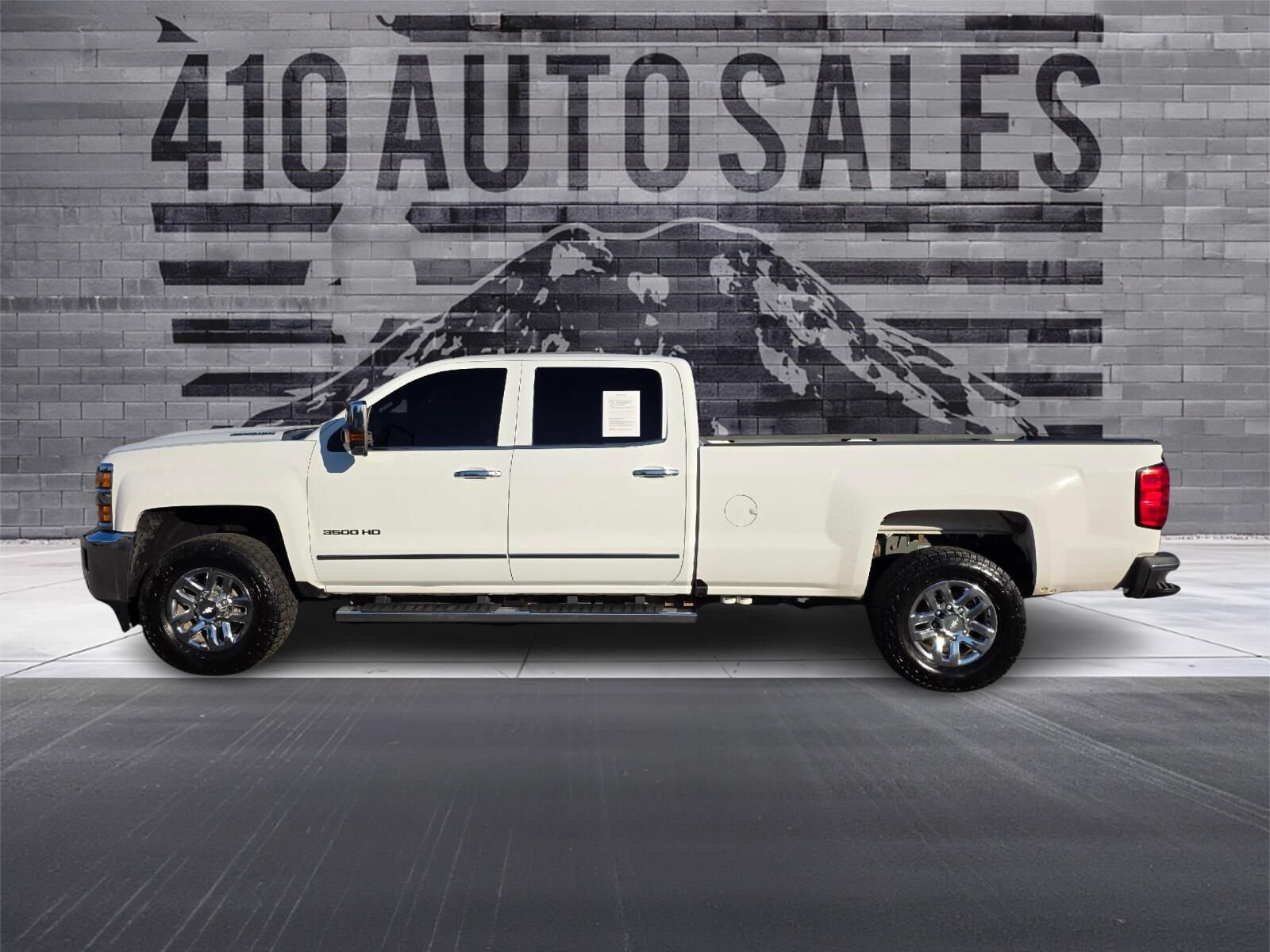 Used 2019 Chevrolet Silverado 3500 LTZ w/ Duramax Plus Package AWD/4WD image 7