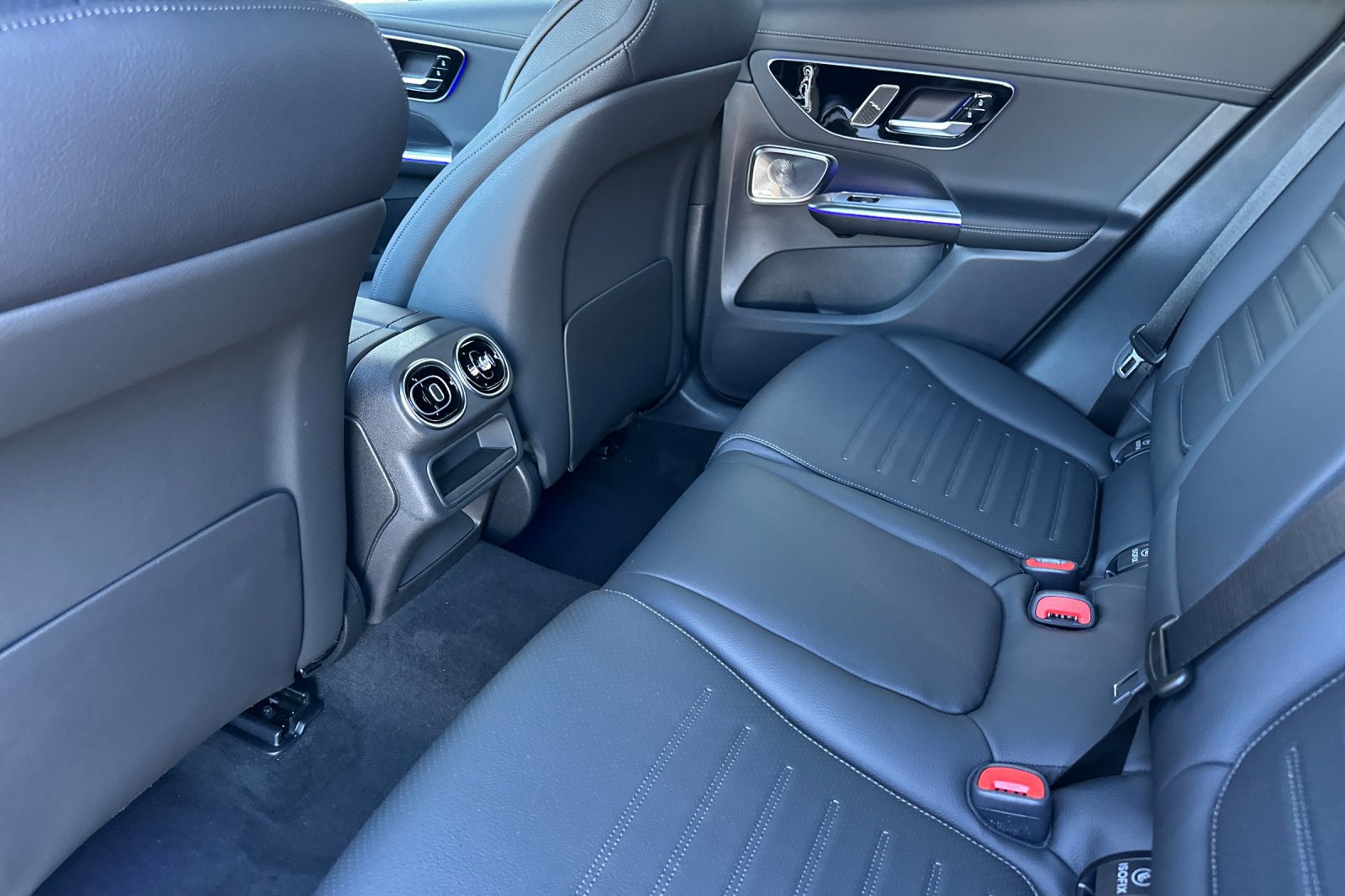 New 2026 Mercedes-Benz GLC 300 image 12