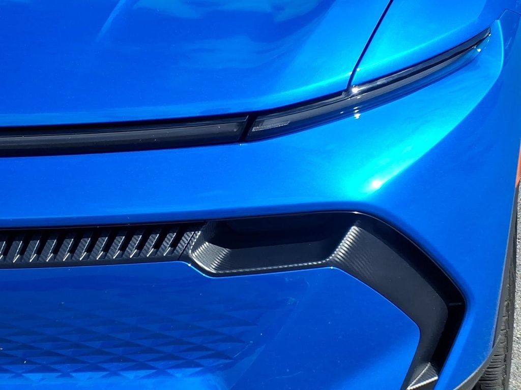 New 2026 Chevrolet Equinox EV LT AWD/4WD image 8