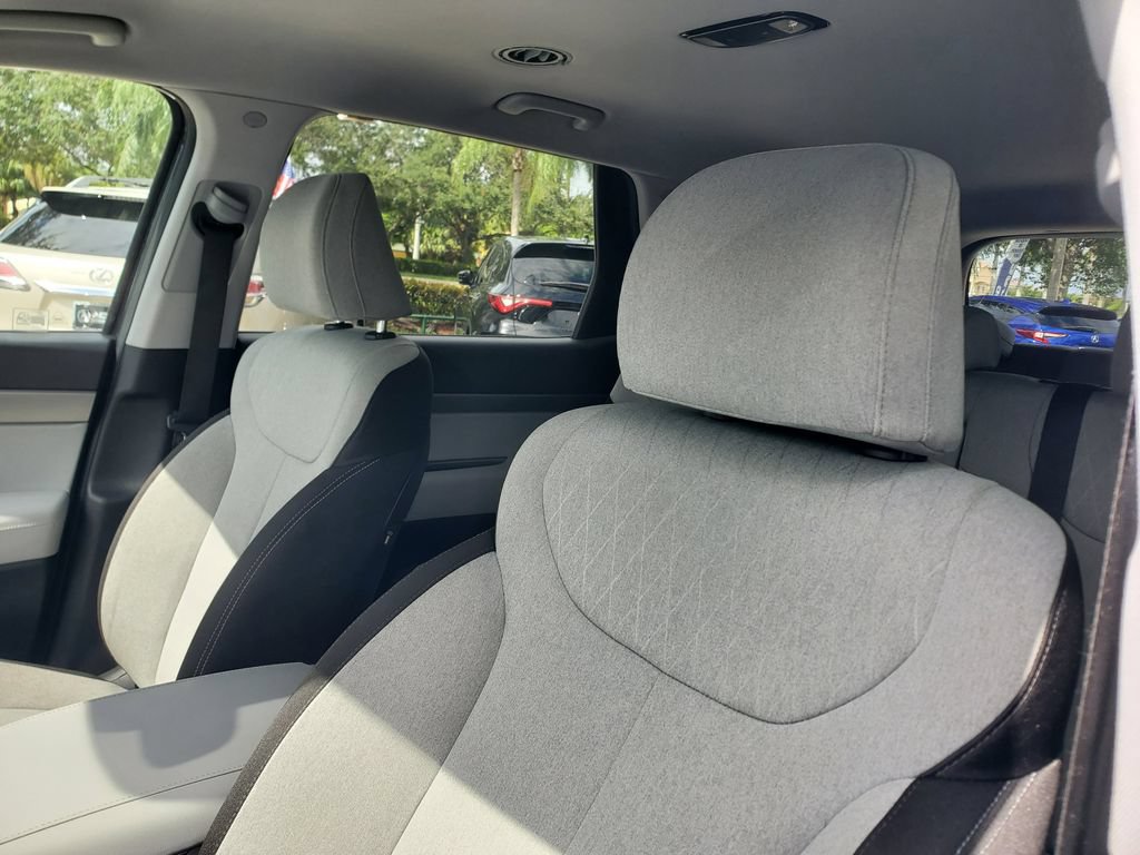 Used 2020 Hyundai Palisade SE FWD image 17