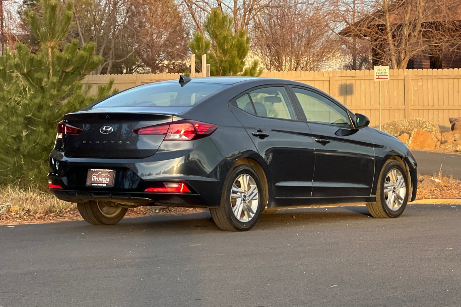 Used 2020 Hyundai Elantra SEL w/ Cargo Package (C1) image 4