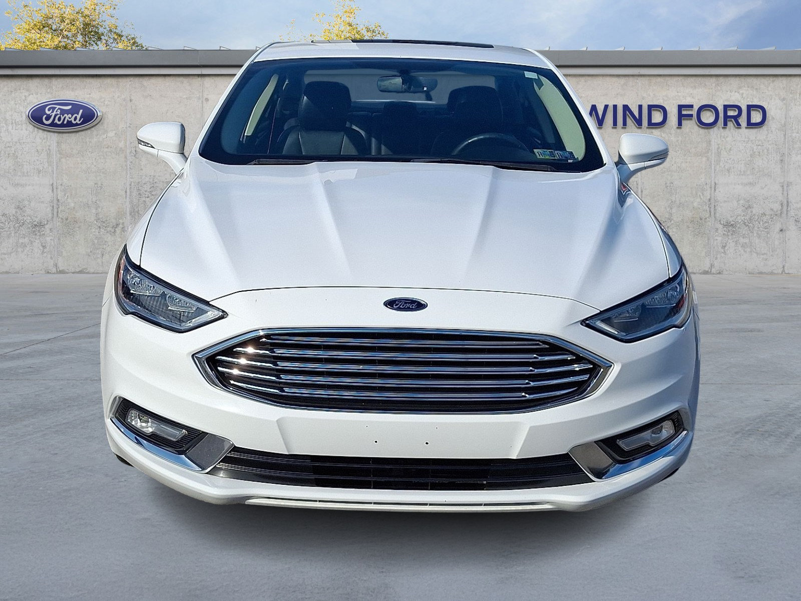 Used 2018 Ford Fusion Titanium AWD/4WD image 2