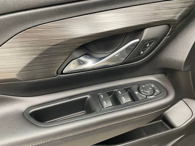 Certified 2022 GMC Terrain SLE w/ Driver Convenience Package image 9