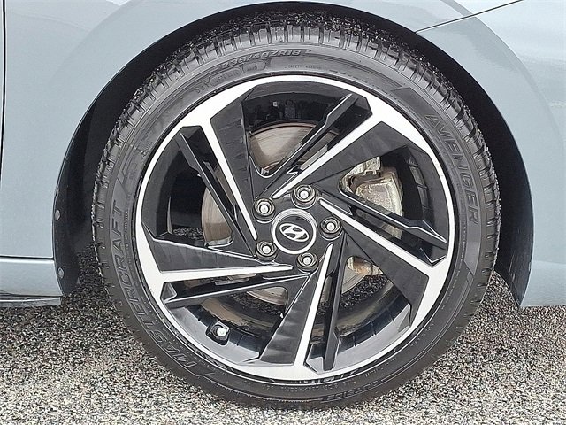 Used 2022 Hyundai Elantra N Line image 11