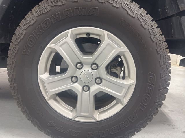 Used 2021 Jeep Wrangler Unlimited Sport image 9