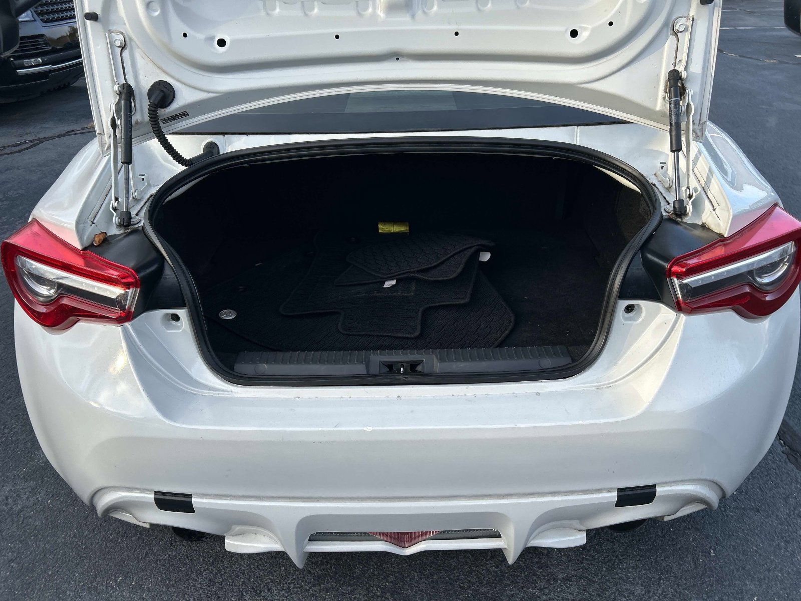 Used 2017 Toyota 86 860 Special Edition image 12