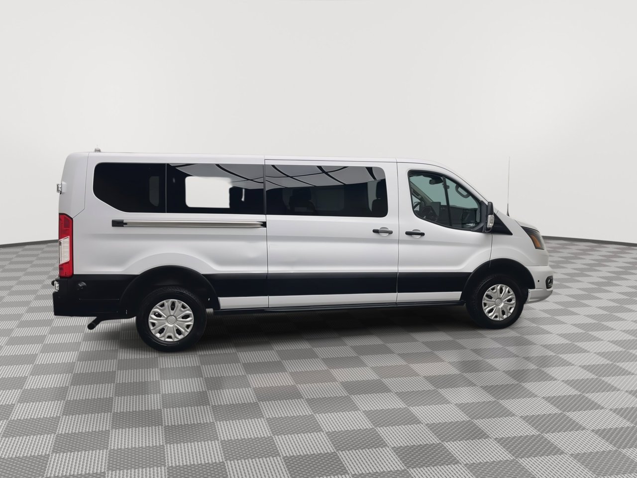 Certified 2024 Ford Transit 350 XLT image 36