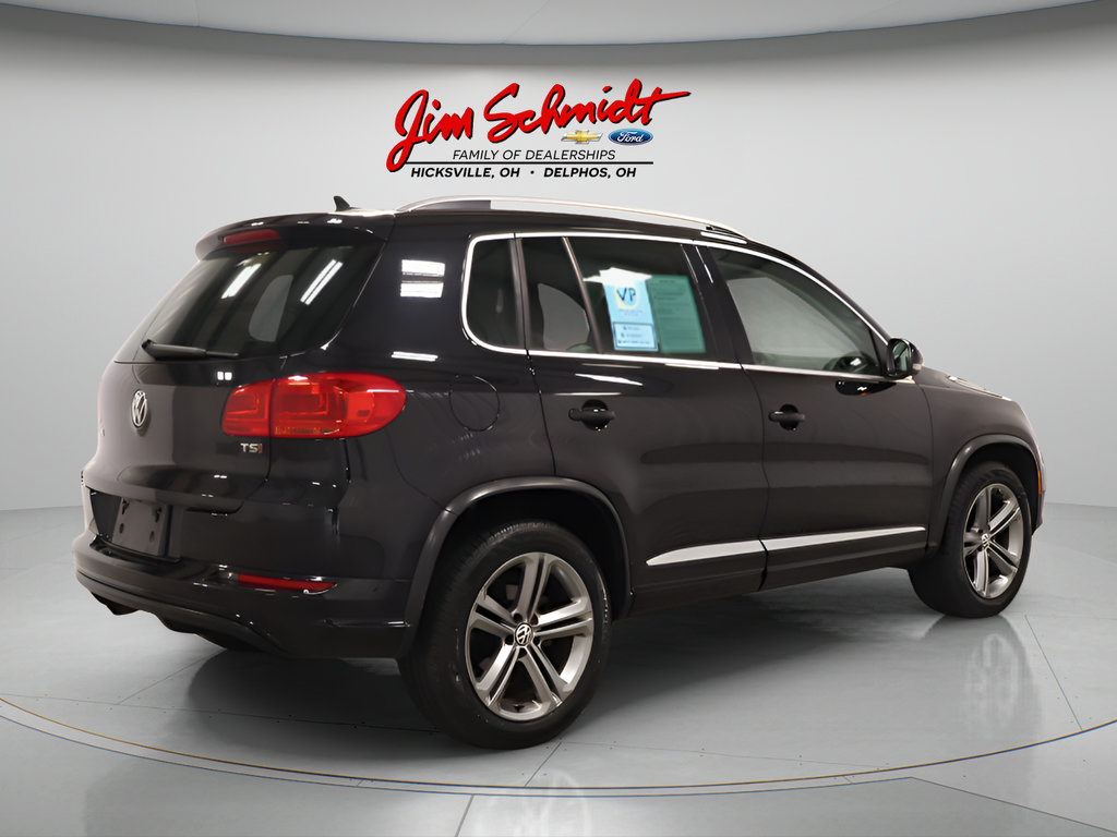 Used 2017 Volkswagen Tiguan Sport AWD/4WD image 6