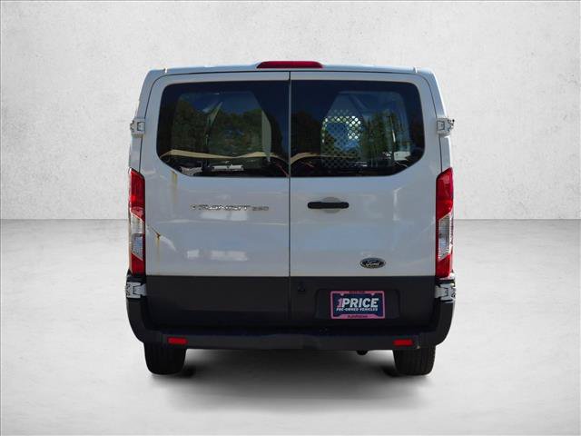 Used 2016 Ford Transit 250 130 Low Roof w/ Exterior Upgrade Package RWD image 7