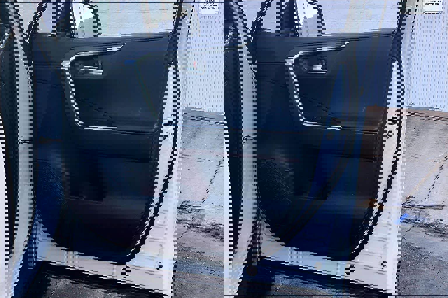 Used 2022 Toyota RAV4 XSE image 20