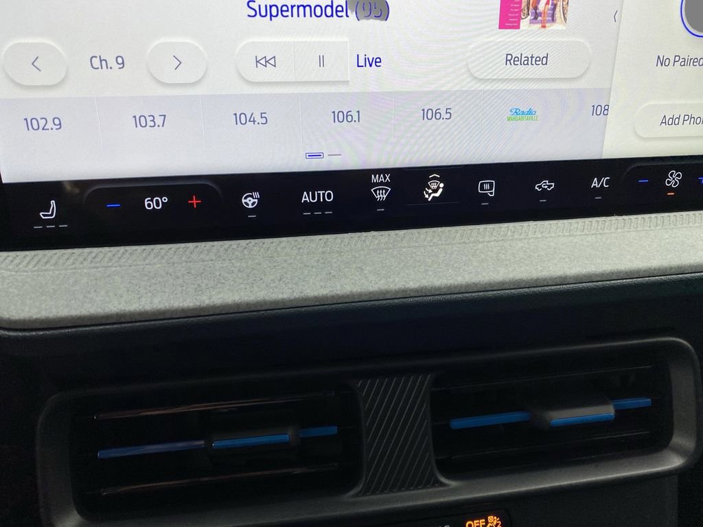 New 2025 Ford Maverick XLT w/ XLT Luxury Package image 23