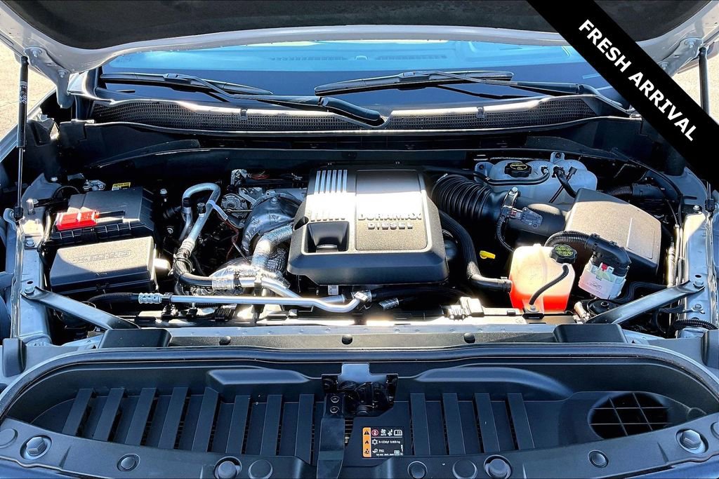 Used 2025 Chevrolet Silverado 1500 ZR2 w/ Dark Appearance Package image 29