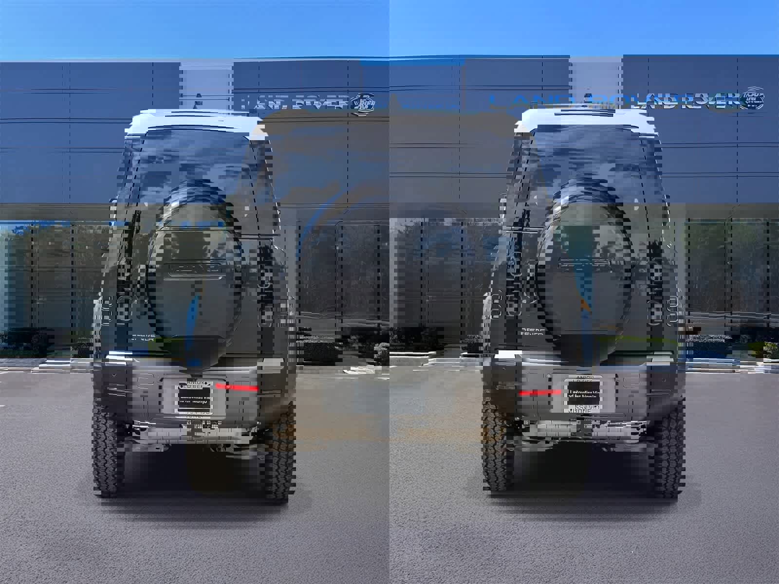 New 2026 Land Rover Defender 110 S image 5