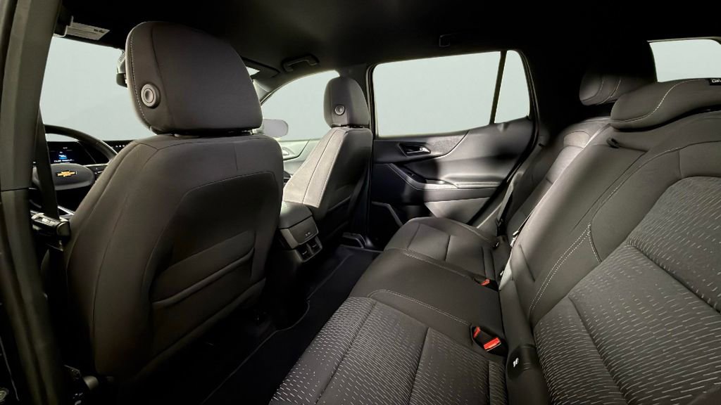 Certified 2025 Chevrolet Equinox LT image 27