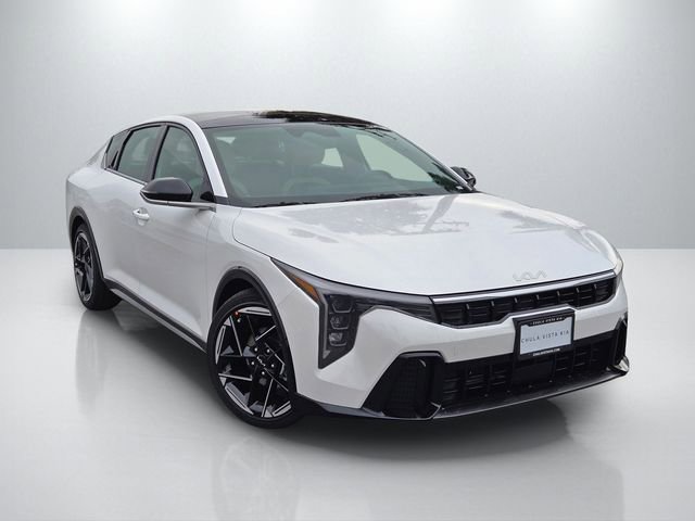 New 2026 Kia K4 GT-Line image 1