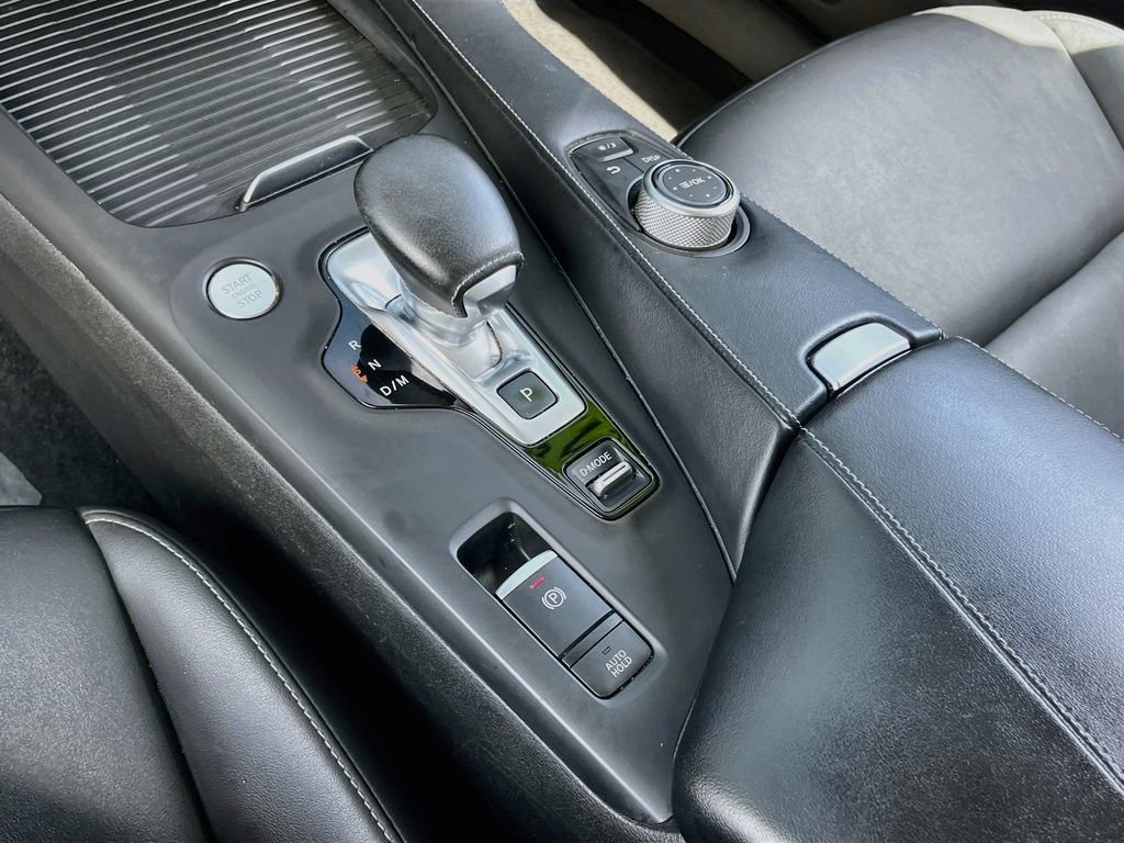 Used 2021 INFINITI QX50 Luxe FWD image 16