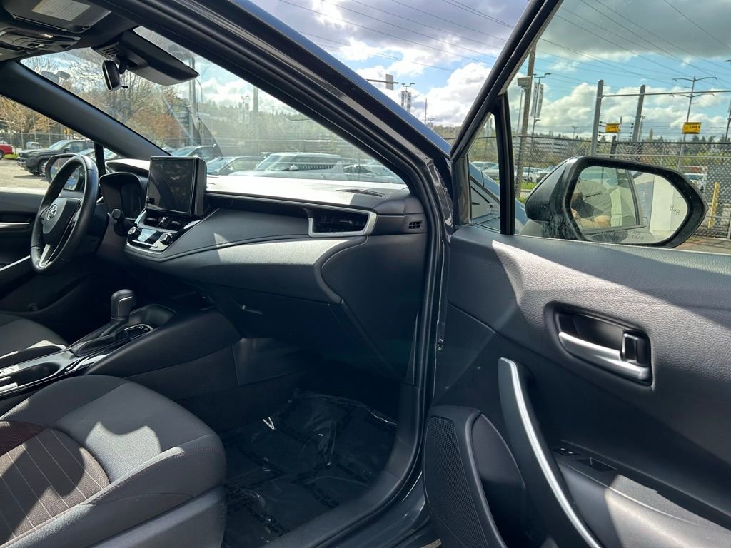Certified 2024 Toyota Corolla SE w/ SE Package FWD image 15