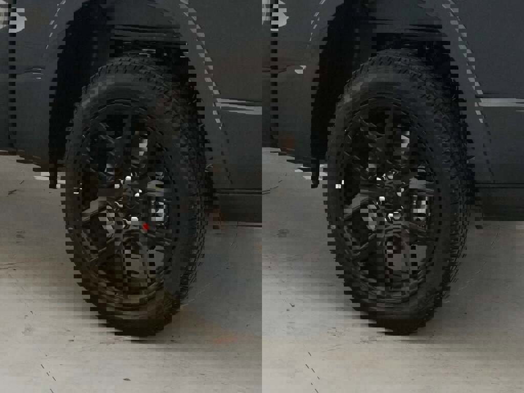 New 2026 RAM 1500 Laramie w/ Night Edition image 32