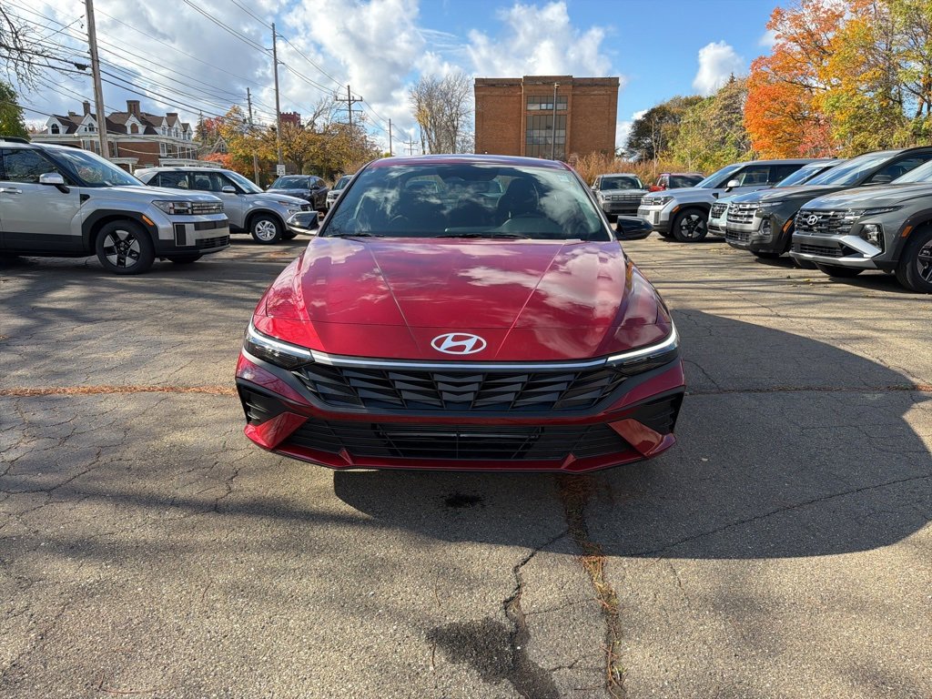 New 2025 Hyundai Elantra Sport image 2