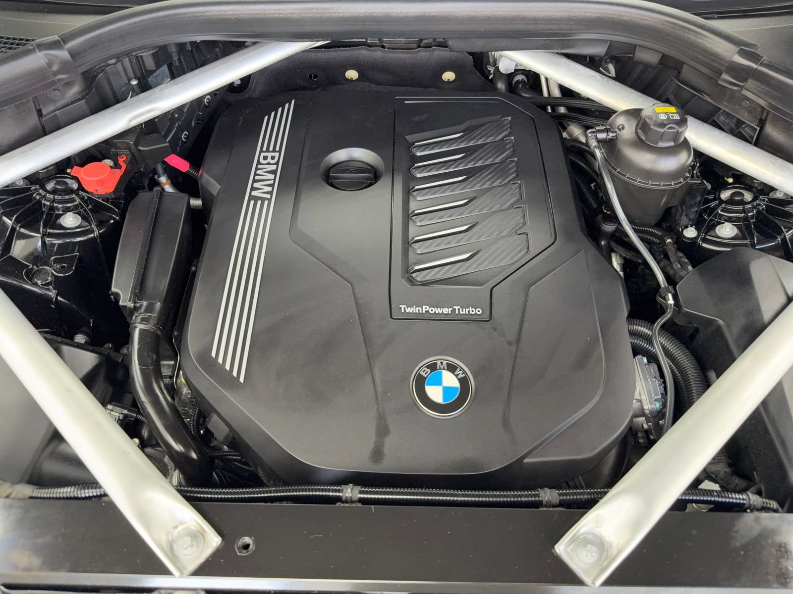 Used 2020 BMW X5 sDrive40i w/ M Sport Package RWD image 54
