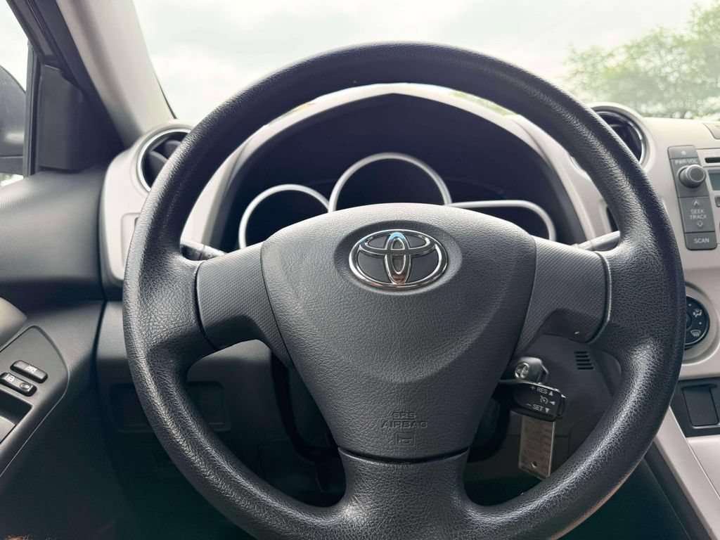 Used 2009 Toyota Matrix S FWD image 19