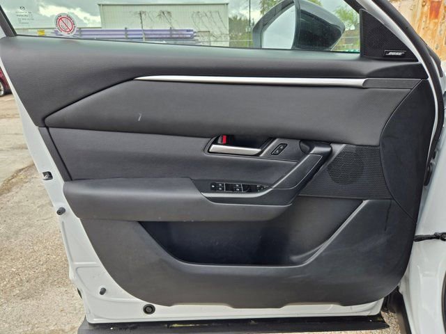 Used 2025 MAZDA CX-50 AWD 2.5 S w/ Premium Package image 13