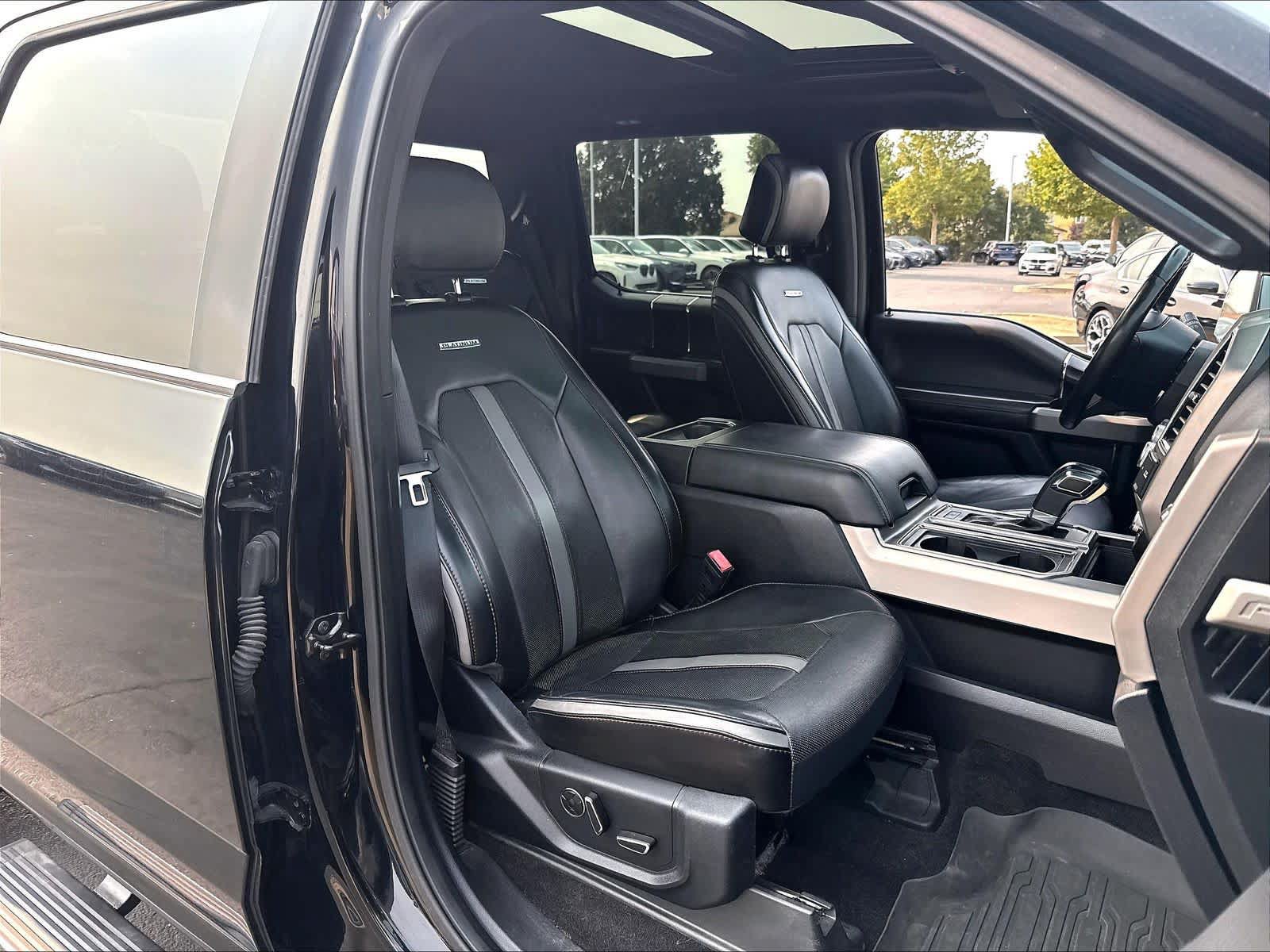 Used 2018 Ford F150 Platinum w/ Equipment Group 701A Luxury AWD/4WD image 28