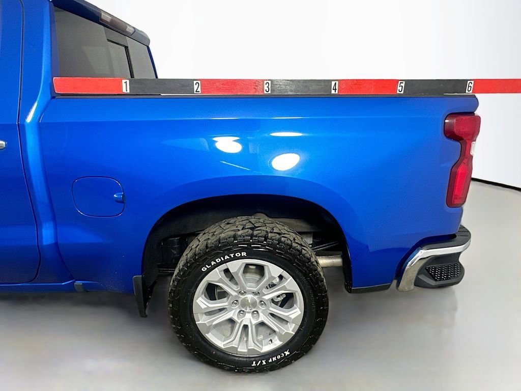 Used 2023 Chevrolet Silverado 1500 LTZ AWD/4WD image 31