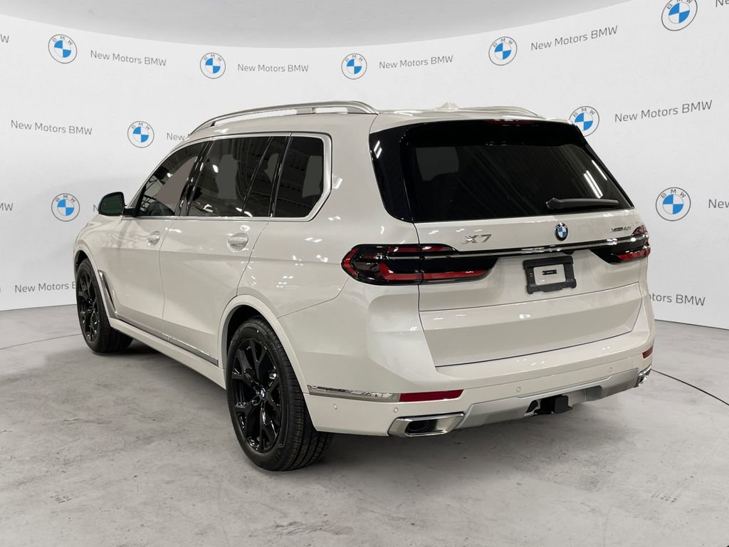 New 2026 BMW X7 xDrive40i image 3