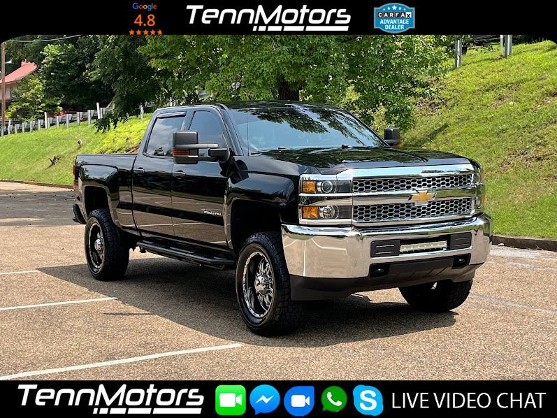 Used 2019 Chevrolet Silverado 2500 W/T w/ WT Convenience Package AWD/4WD image 2