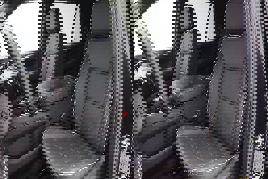 Used 2025 Chevrolet Tahoe Premier image 17