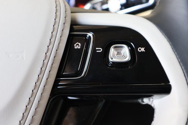 New 2025 Lincoln Aviator 2WD w/ Jet Appearance Package image 26