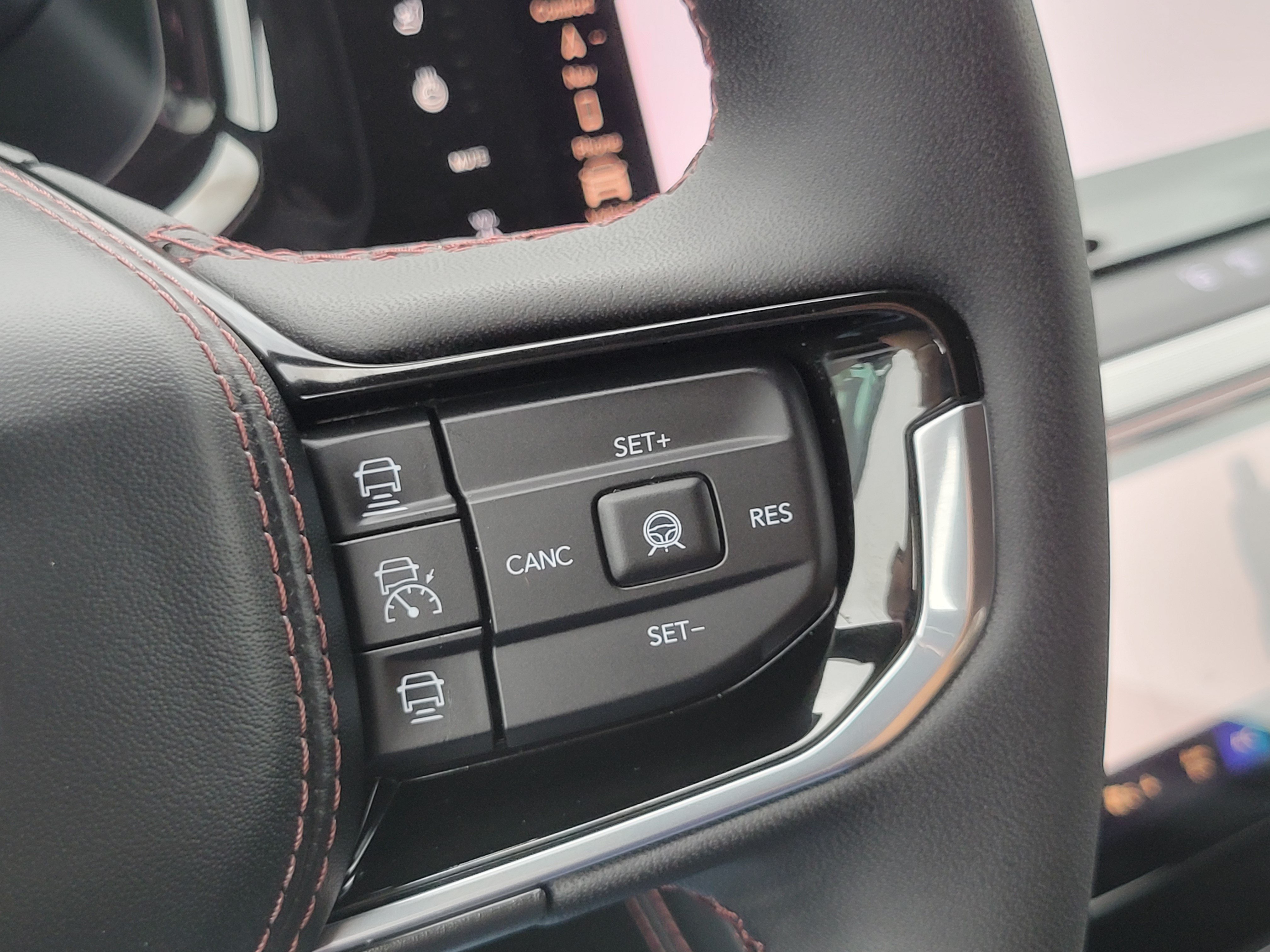 Used 2024 Jeep Wagoneer Launch Edition AWD/4WD image 14