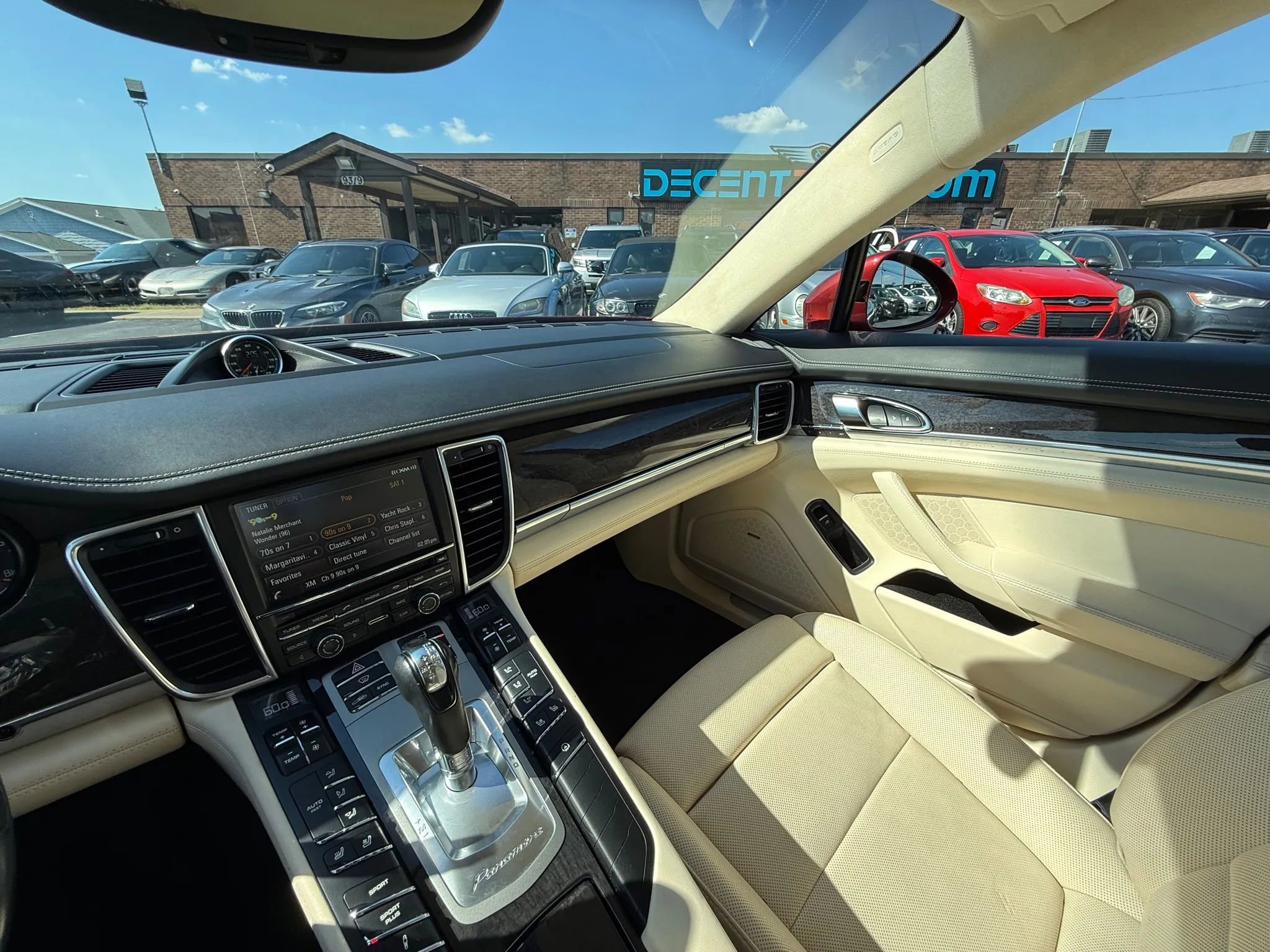 Used 2016 Porsche Panamera Turbo image 21