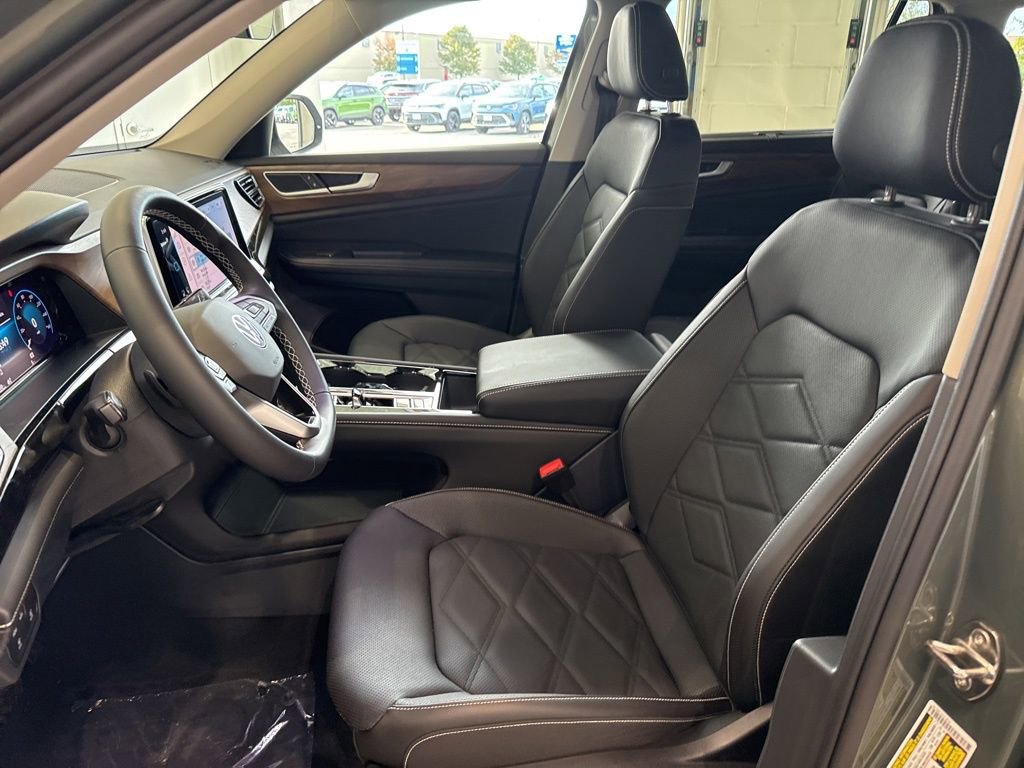 New 2026 Volkswagen Atlas SE image 11