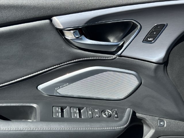 Certified 2025 Acura RDX w/ Technology Package AWD/4WD image 23