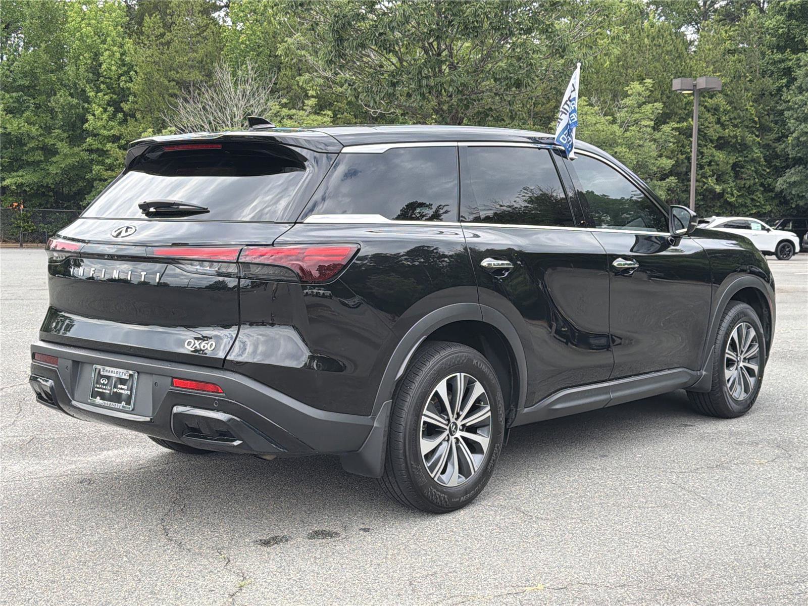 Used 2024 INFINITI QX60 Pure FWD image 30