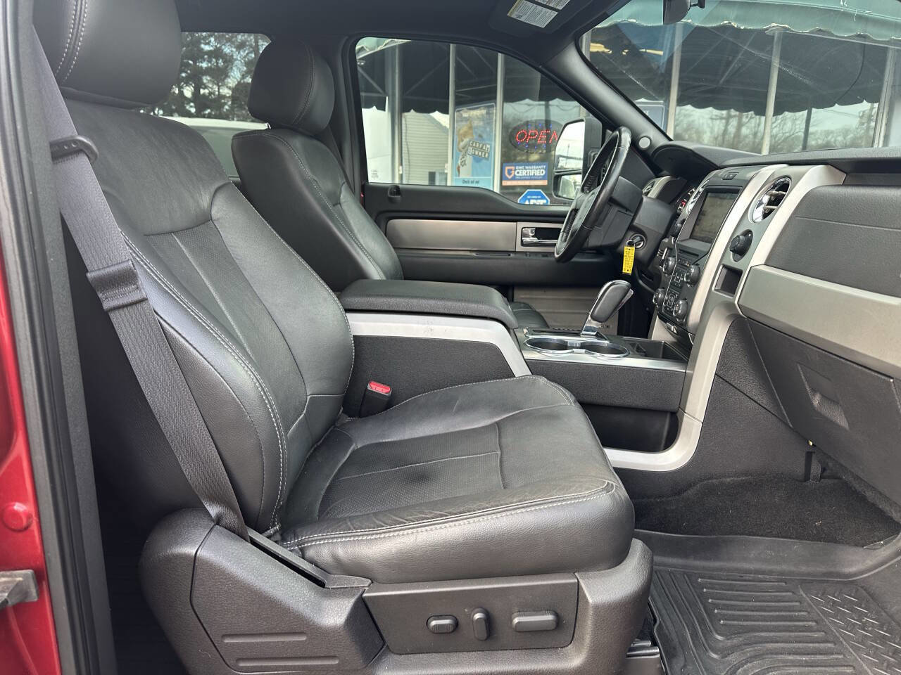 Used 2014 Ford F150 FX4 w/ Equipment Group 402A Luxury AWD/4WD image 10