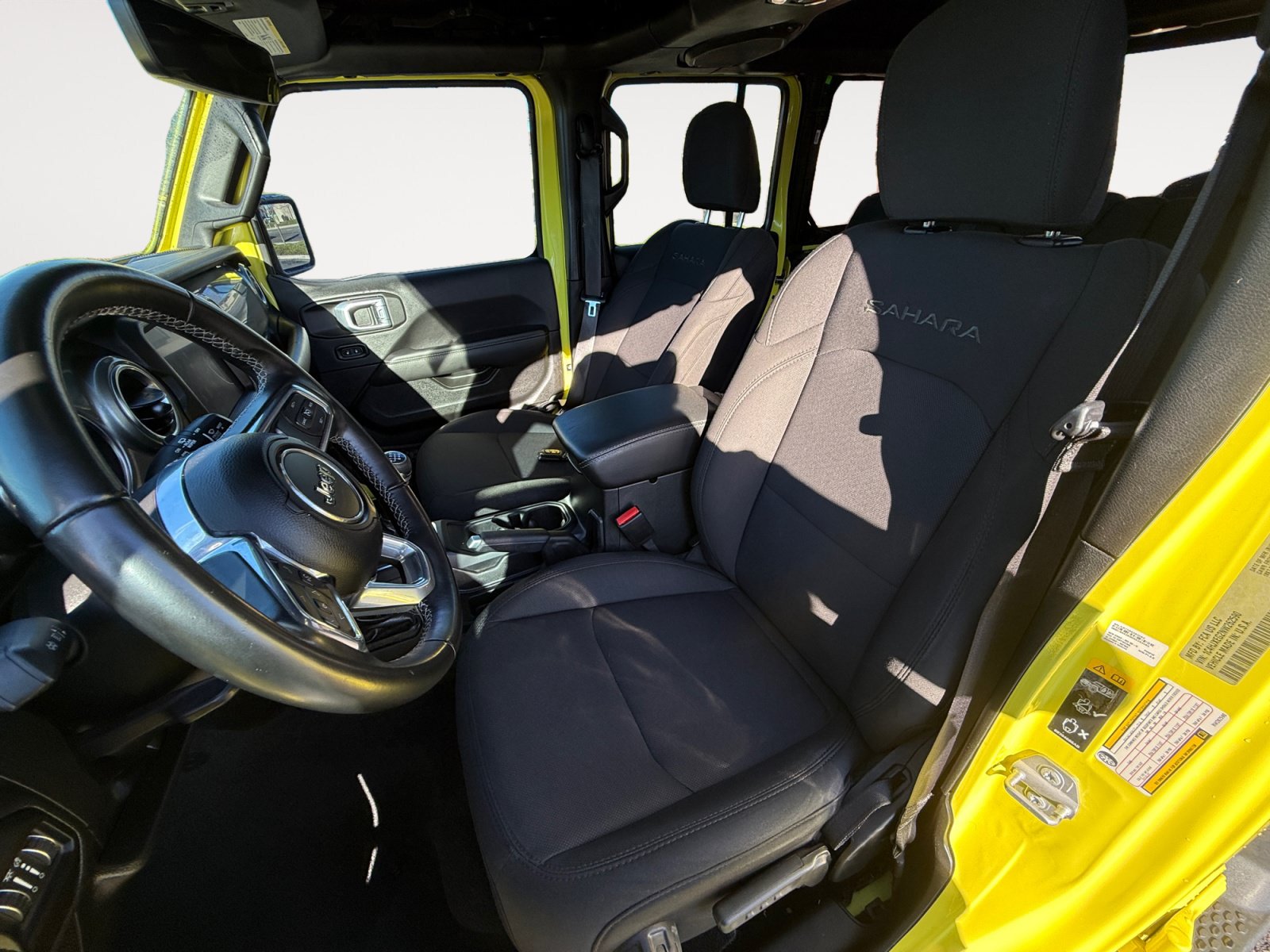 Used 2022 Jeep Wrangler Unlimited Sahara AWD/4WD image 10