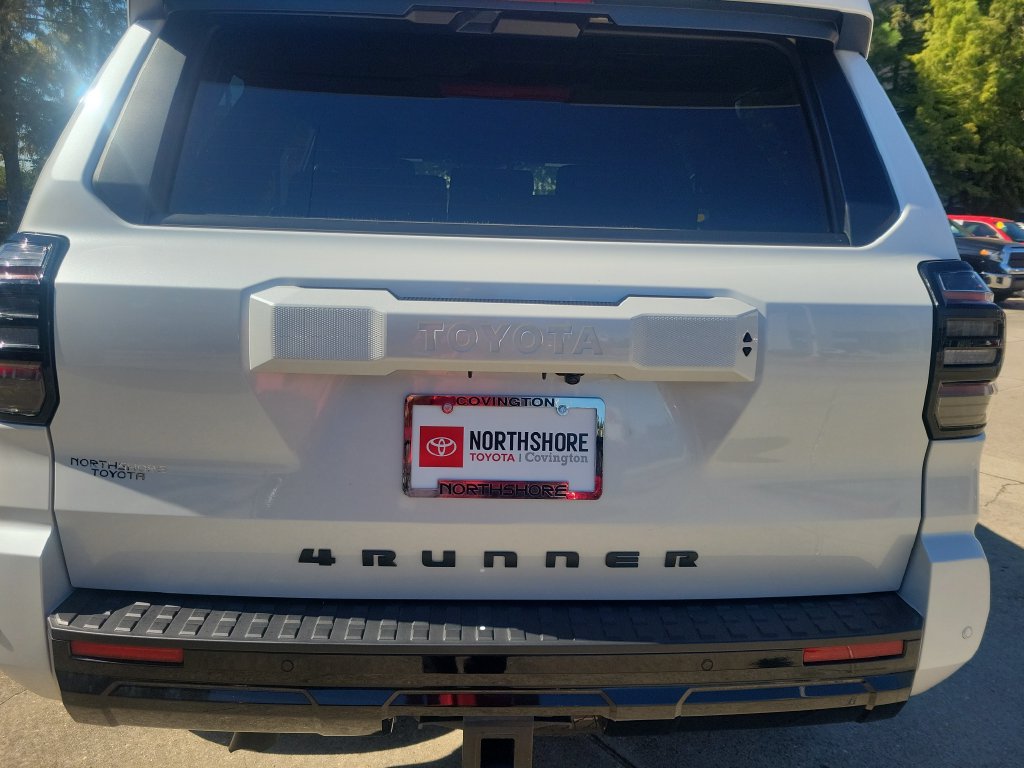Certified 2026 Toyota 4Runner TRD Sport AWD/4WD image 5