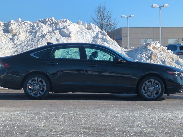 Used 2025 Honda Accord EX-L image 4