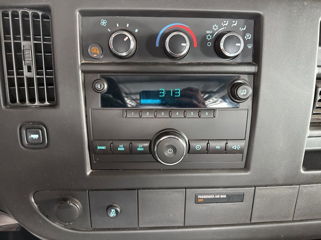 Used 2014 Chevrolet Express 1500 image 16