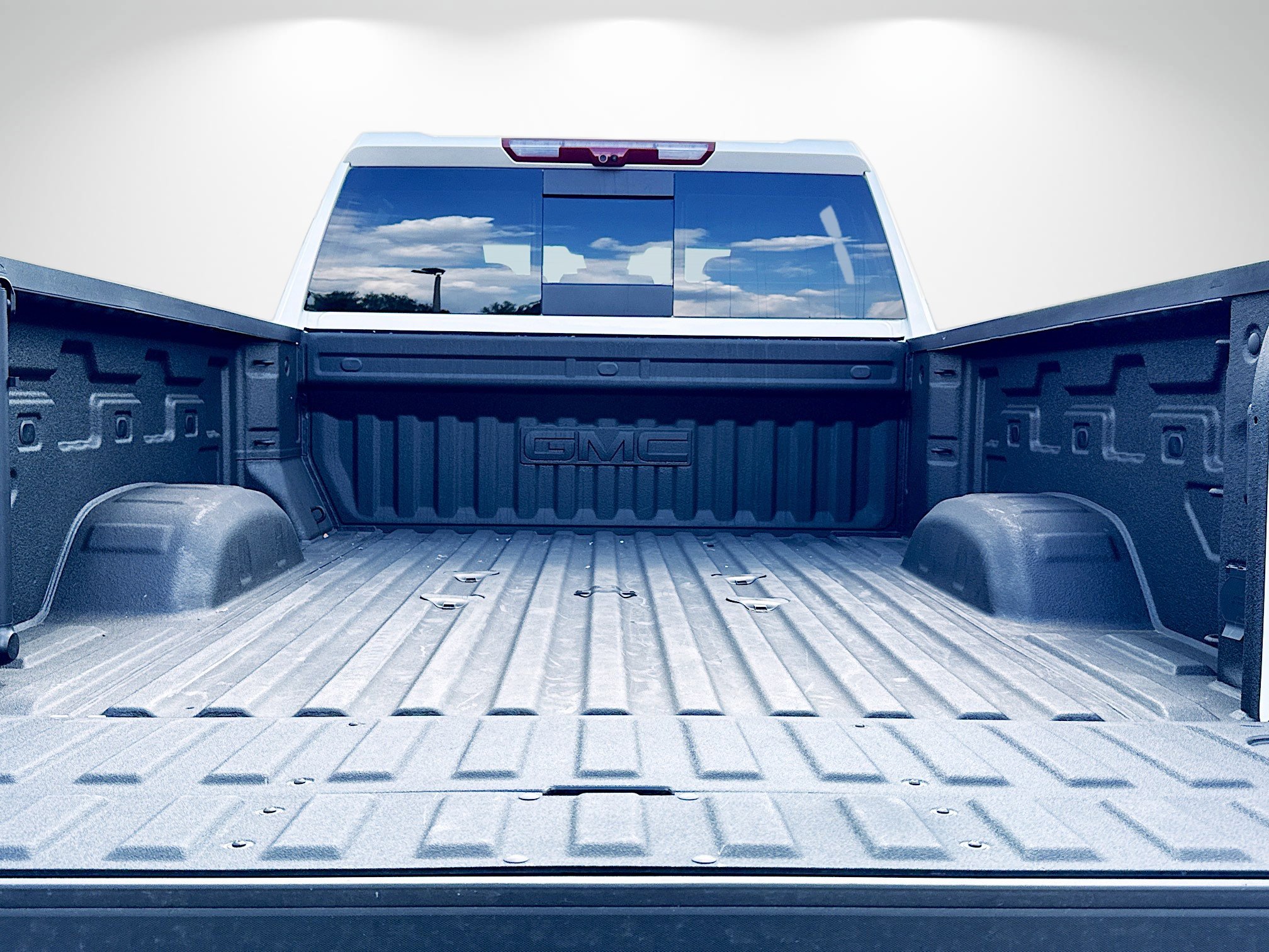 Used 2025 GMC Sierra 2500 Denali w/ Denali Reserve Package image 12