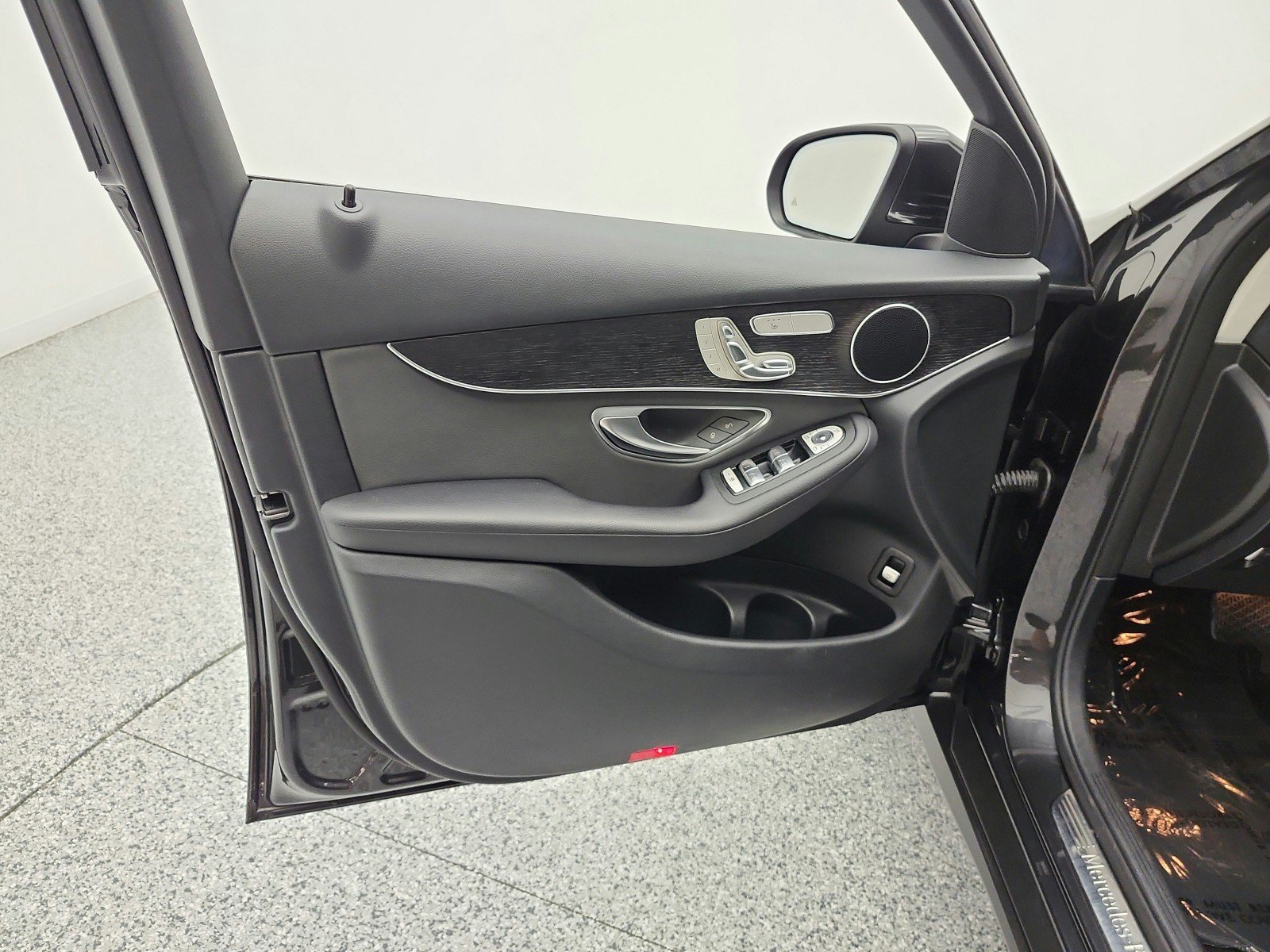 Used 2022 Mercedes-Benz GLC 300 image 14