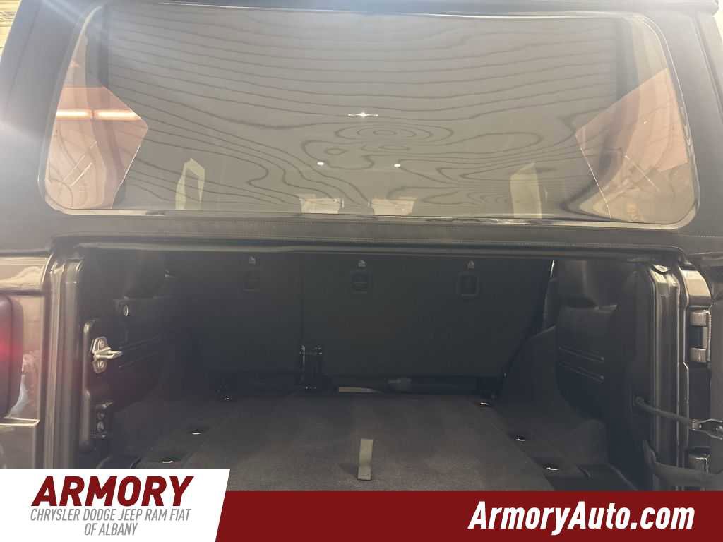Used 2024 Jeep Wrangler Willys image 24