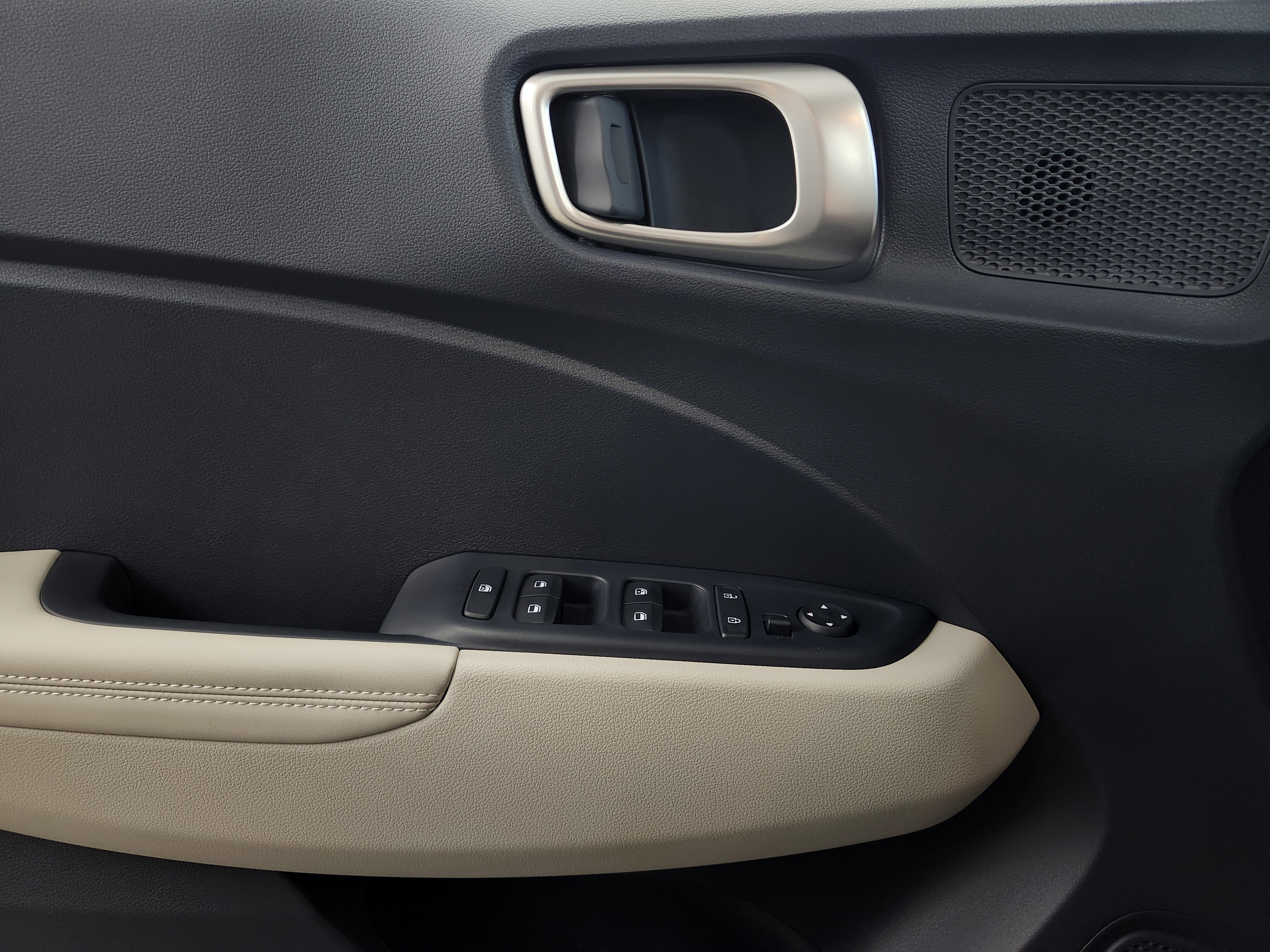 New 2026 Hyundai Venue SEL image 13